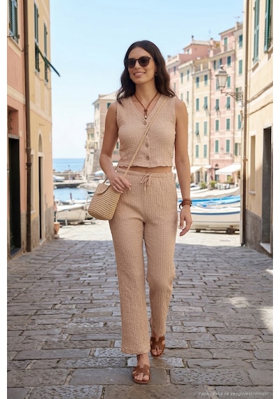 Lela Regular Fit V Yaka Yelek-pantolon Gofre Takım Bayan Takım 5866484 Vizon Lela Regular Fit V Yaka Yelek-pantolon Gofre Takım Bayan Takım 5866484 Vizon