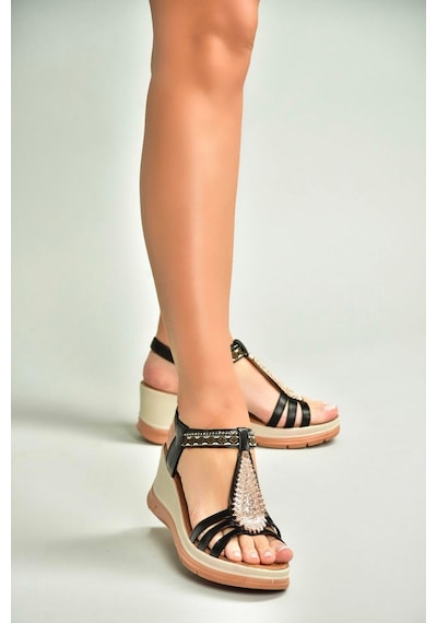 Fox Shoes U258916109 Siyah Dolgu Tabanlı Kadın Sandalet Siyah