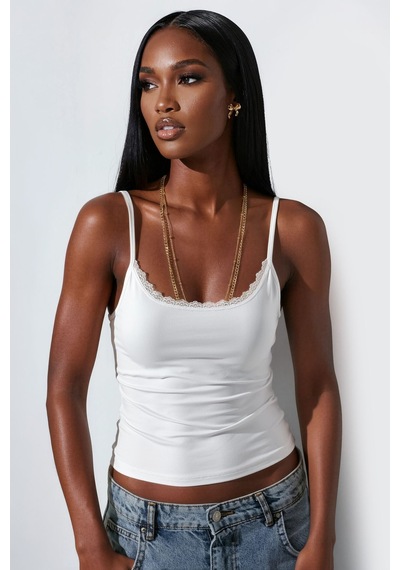 Hiccup Busem Dar Kesim Kısa Dantelli Askılı Üst Beyaz