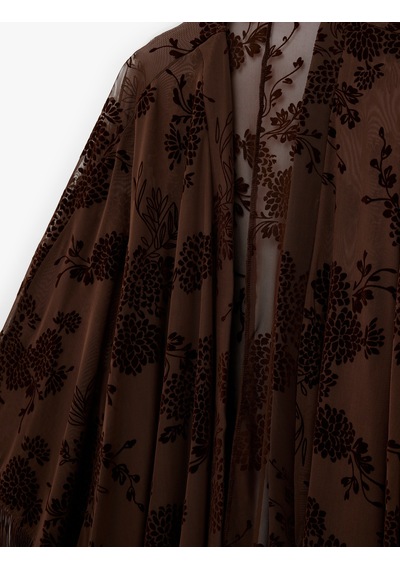 Koton Püsküllü Uzun Yarasa Kollu Floral Desenli Transparan Tül Panço Kahverengi Desenli 6sak30007uk Kahverengi Desenli Koton Püsküllü Uzun Yarasa Kollu Floral Desenli Transparan Tül Panço Kahverengi Desenli 6sak30007uk Kahverengi Desenli