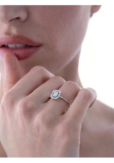 0,25 Karat Baget Pırlanta Yüzük-760