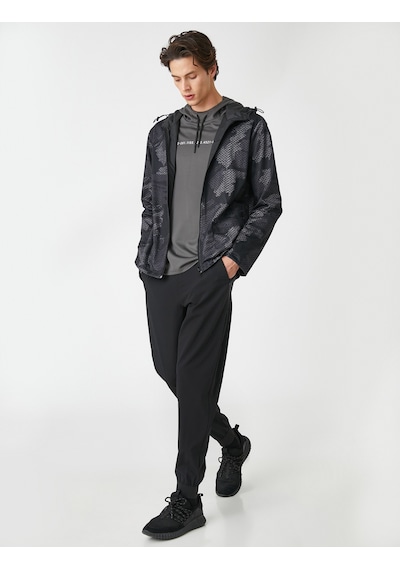 Koton Spor Eşofman Altı Beli Lastikli Slogan Detaylı Cepli Paraşüt Kumaş Siyah 3wam40003nw Koton Spor Eşofman Altı Beli Lastikli Slogan Detaylı Cepli Paraşüt Kumaş Siyah 3wam40003nw
