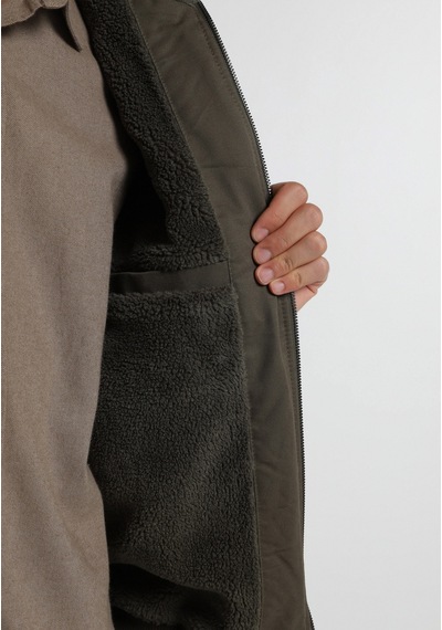 Colin's Colins Regular Fit Shirt Neck Fermuarlı Astarlı Erkek Yeşil Mont Cl1083207 Q1.v1 Kha Haki Colin's Colins Regular Fit Shirt Neck Fermuarlı Astarlı Erkek Yeşil Mont Cl1083207 Q1.v1 Kha Haki