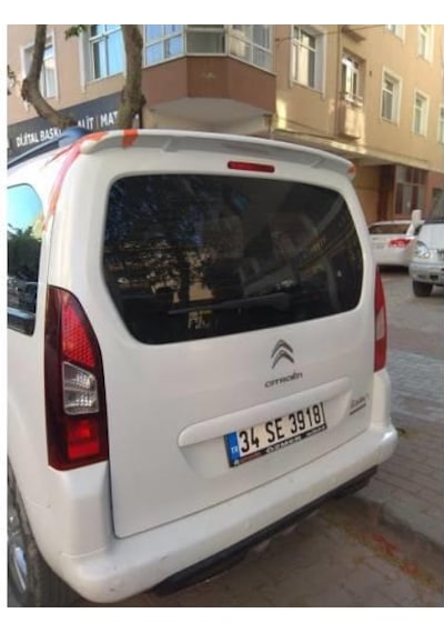 Citroen Berlingo Beyaz Spoiler