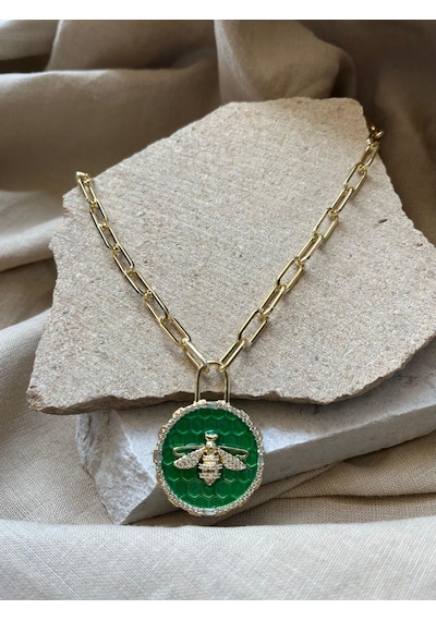 Yeşil Arı Uçlu Kolye Çok Renkli