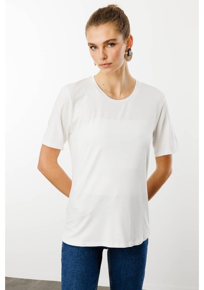 Kadın Sıfır Yaka Basic Penye T-shirt Ekru Ekru