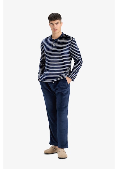 Defacto Pijama Takımı Regular Fit Çizgili Uzun Kollu Üst Welsoft Pelüş Uzun Alt A3443AX23AU Lacivert Defacto Pijama Takımı Regular Fit Çizgili Uzun Kollu Üst Welsoft Pelüş Uzun Alt A3443AX23AU Lacivert