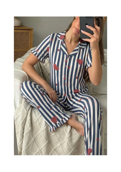 Femelle Kadın Kalp Desenli Düğmeli Kısa Kollu Pijama Takımı mavi
