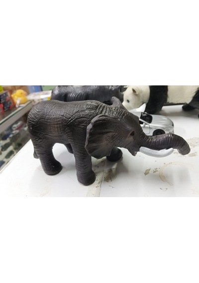 Plastik Oyuncak Hayvan Büyük Boy Afrika Fili 17 Cm