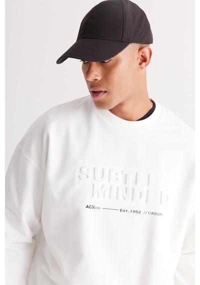 AC&Co / Altınyıldız Classics Erkek Ekru Oversize Bol Kesim Bisiklet Yaka Pamuklu Sweatshirt Ekru AC&Co / Altınyıldız Classics Erkek Ekru Oversize Bol Kesim Bisiklet Yaka Pamuklu Sweatshirt Ekru