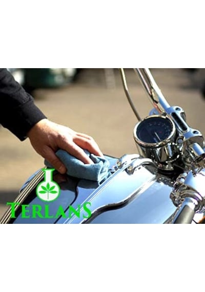 Terlans Motosiklet Temizleyici Parlatıcı Hızlı Cila Boyalı Alan & Plastik Aksam Parfümlü 500 Ml Sprey + Mikrofiber Bez