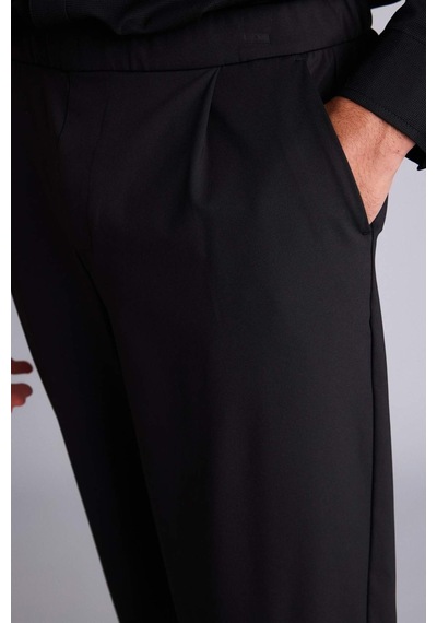 Defacto Relax Fıt Düz Paça Siyah Pantolon H0470ax26smbk81 Siyah-bk81