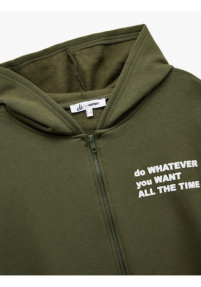 Koton Şardonlu Kanguru Cepli Arkası Baskılı Fermuarlı Kapüşonlu Oversize Sweatshirt Haki 6wal10142ık Haki Koton Şardonlu Kanguru Cepli Arkası Baskılı Fermuarlı Kapüşonlu Oversize Sweatshirt Haki 6wal10142ık Haki