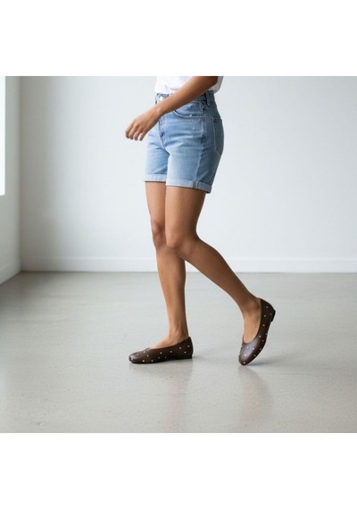 Ne&ve Shoes Kahve Deri Pim Detaylı Yuvarlak Burunlu Kadın Babet Kahverengi