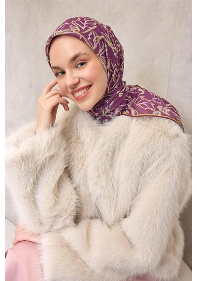 Silk Home Pamuk Polyester Soft Eşarp Violet Zemin Krem-hardal Lilyum Desenli Kaymaz Tok Duruşlu 90x90 Çok Renkli