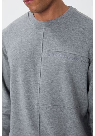Tommy Life Gri Melanj Kompakt Pamuklu Kalın Pürüzsüz Dokulu O Yaka Standart Fit Erkek Sweatshirt -88405 GRİ MELANJ Tommy Life Gri Melanj Kompakt Pamuklu Kalın Pürüzsüz Dokulu O Yaka Standart Fit Erkek Sweatshirt -88405 GRİ MELANJ