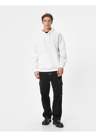 Koton Oversize Sweatshirt Kapşonlu Uzun Kollu Kanguru Cep Detaylı Şardonlu Beyaz 5wam70017mk Beyaz