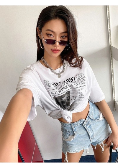 Flood Of Style Kadın Beyaz 1997 Baskılı Bisiklet Yaka Tshirt