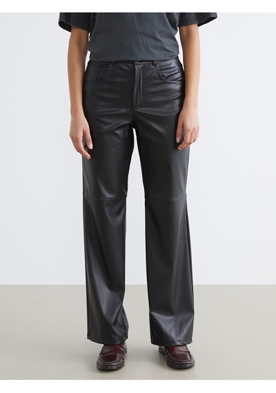 Lcw Modest Siyah Regular Fit Deri Görünümlü Kadın Pantolon