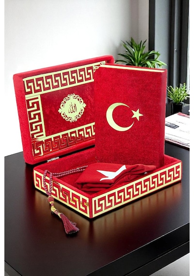 Türk Bayraklı Kuranı Kerim Hediyelik Set Pleksi Süslemeli Kadife Kutu, Bayrak Ve Tesbih