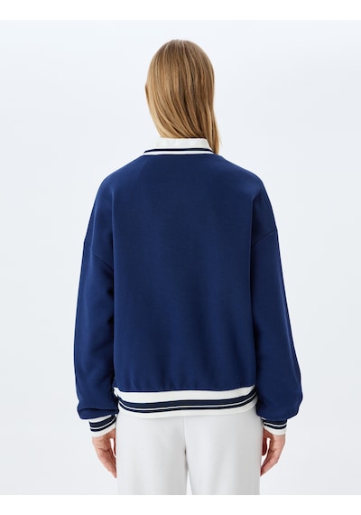 Koton Kolej Baskılı Biyeli Bisiklet Yaka Şardonlu Oversize Sweatshirt Lacivert 5wal10832ık Lacivert Koton Kolej Baskılı Biyeli Bisiklet Yaka Şardonlu Oversize Sweatshirt Lacivert 5wal10832ık Lacivert