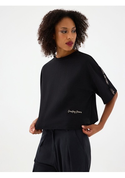 LOFT Crop Kadın Tshirt K.kol Lf2040257 Q1.v1 Siyah