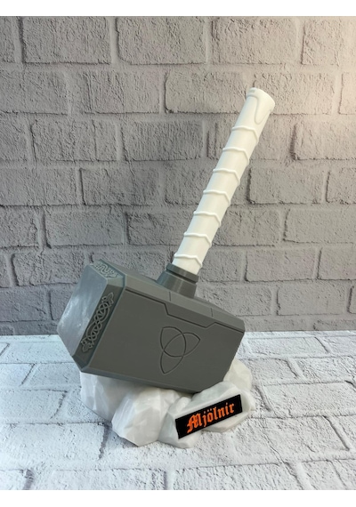 Thor Un Çekici Dekoratif Süs Güçlü Ve İkonik Tasarım 20x34 Cm