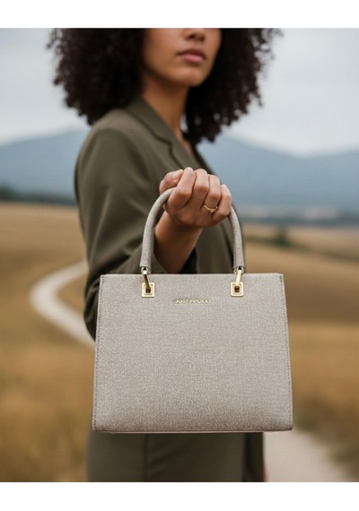 Just Polo Kadın Orijinal Lüks El Ve Omuz Çantası Minimal & Prestij Tasarım Ebat: 25 X 21 Cm Taş
