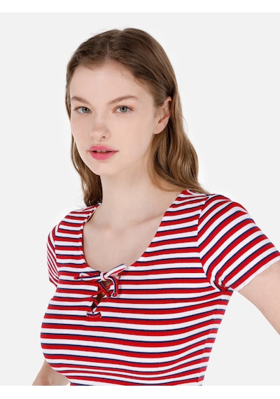 Colin's Colins Slim Fit Derin Yuvarlak Yaka Desenli Kırmızı Kadın Kısa Kol Tişört Cl1069122 Q1.v1 Red Kırmızı