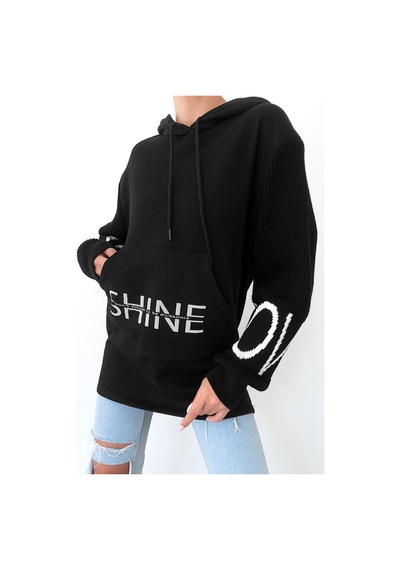 Femelle Siyah Beyaz Shine Yazılı Kollar Örme Triko Detaylı Kanguru Cepli Kapüşonlu Kadın Sweatshirt Hoodie Femelle Siyah Beyaz Shine Yazılı Kollar Örme Triko Detaylı Kanguru Cepli Kapüşonlu Kadın Sweatshirt Hoodie