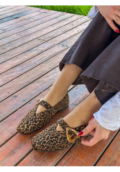 Ervanın Butiği Leopar Süet Lovely Kalp Aksesuar Kadın Babet-6049