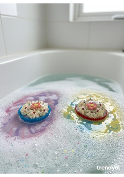 Cupcake Köpüren Banyo Topu, Nem Bombası, Jakuzi & Küvet Kullanımı İçin 110 Gr, 2'li Gül - Yasemin