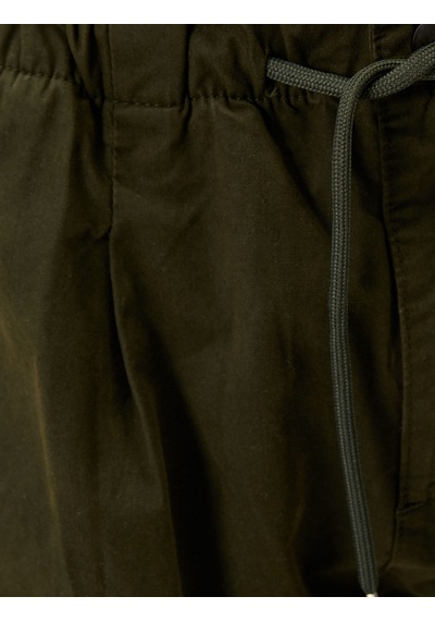 Koton Paraşüt Pantolon Oversize Cepli Beli Ve Paçaları Lastikli Stoperli Pamuklu Haki 4wal40118mw Haki Koton Paraşüt Pantolon Oversize Cepli Beli Ve Paçaları Lastikli Stoperli Pamuklu Haki 4wal40118mw Haki