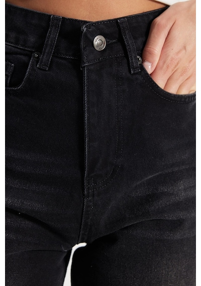 Tudors Kadın Relax Fit Rahat Kesim %100 Pamuk Cepli Geniş Paça Siyah Jean Kot Pantolon-50735 Tudors Kadın Relax Fit Rahat Kesim %100 Pamuk Cepli Geniş Paça Siyah Jean Kot Pantolon-50735