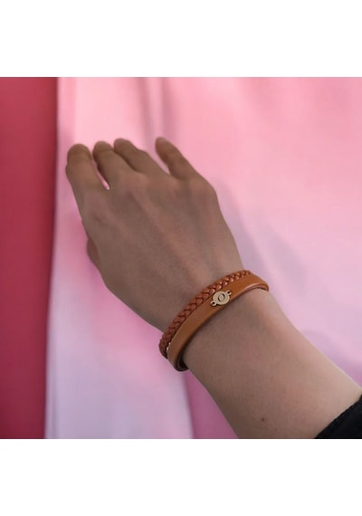 Archin O Harfine Özel Kahverengi Derili 14 Ayar Altın Plakalı Yuvarlak Motifli Hediye Bileklik-401harf O Archin O Harfine Özel Kahverengi Derili 14 Ayar Altın Plakalı Yuvarlak Motifli Hediye Bileklik-401harf O