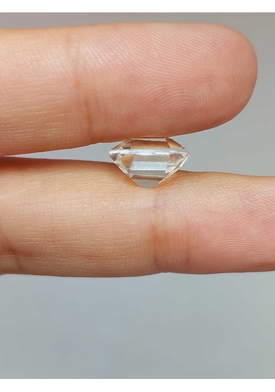 Yasamtohumu Topaz Taşı Baget Kesim Ortalama 5 Karat 55568 Çok Renkli