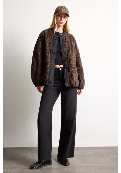Defacto Relaxed Fit Bisiklet Yaka Leopar Desenli Çıtçıtlı Mont H8587ax26wnbk81 Siyah-bk81