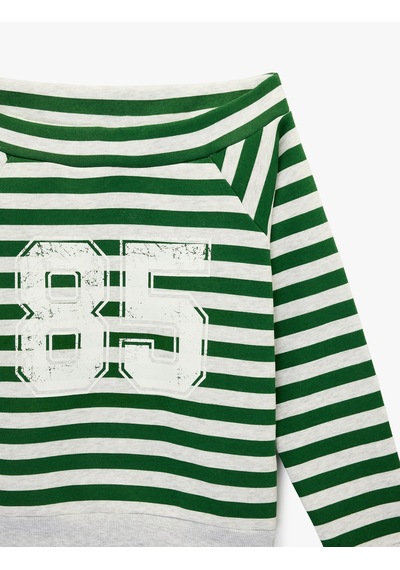 Koton Rahat Kalıp Uzun Kollu Çizgili Kayık Yaka Baskılı Sweatshirt Yeşil Çizgili 6sal10230ık Yeşil Koton Rahat Kalıp Uzun Kollu Çizgili Kayık Yaka Baskılı Sweatshirt Yeşil Çizgili 6sal10230ık Yeşil