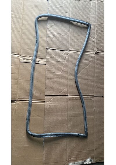 Master Renault 12 Stw Arka Cam Lastiği