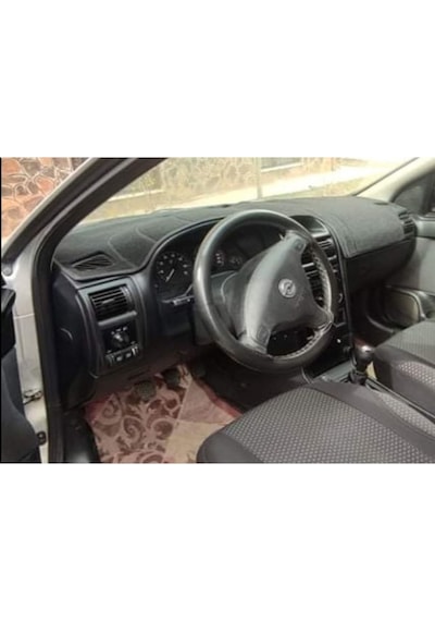 Opel Astra G Modellerine Uygun Torpido Koruma Halısı Siyah Kenar Renk Siyah
