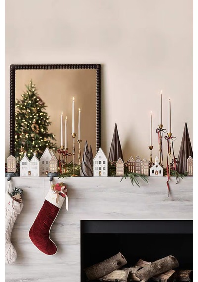 Crate & Barrel Led Gingerbread Holiday Village Set 4 Ahşap Aydınlatmalı Evler Yılbaşı Temalı Yılbaşı Dekorları