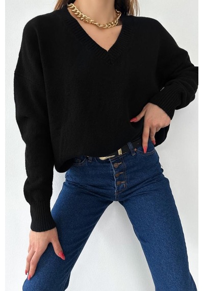 Femelle Kadın Siyah V Yaka Standart Beden Oversize Basic Triko Kazak