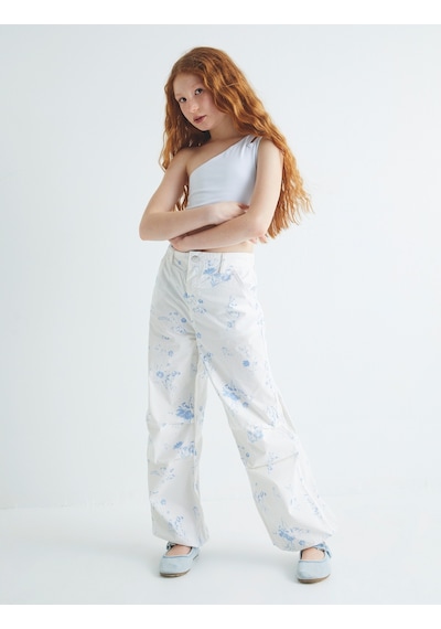 Koton Paraşüt Kot Pantolon Pamuklu Beli Lastikli Cepli - Parachute Jean Beyaz Desenli 4skg40037ad 4SKG40037AD0D0 Beyaz Koton Paraşüt Kot Pantolon Pamuklu Beli Lastikli Cepli - Parachute Jean Beyaz Desenli 4skg40037ad 4SKG40037AD0D0 Beyaz