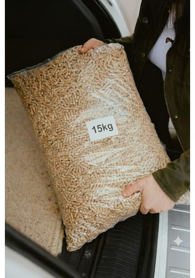 A Kalite %100 Çam Peleti Doğal Yakıt Pelet Sobası Için Yüksek Verim 15 Kg