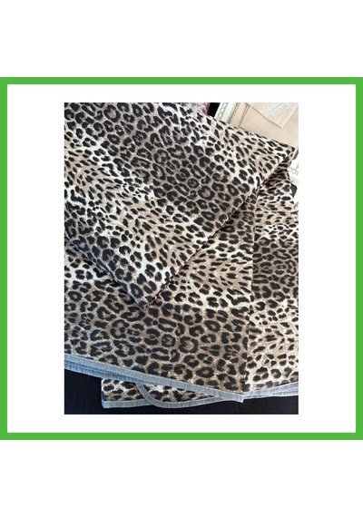 Vaveni Leopar Çift Kişilik Tek Pike Yastıksız Arz