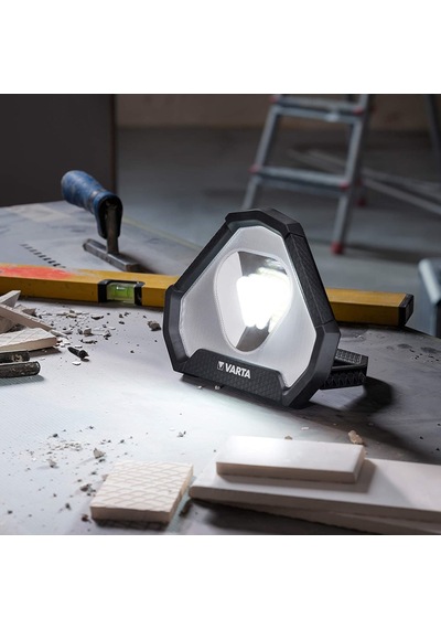 Varta Work Flex Stadium Led Aydınlatma Fener Siyah
