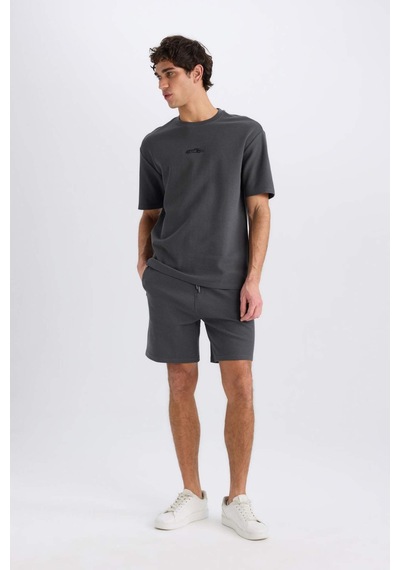 DeFacto Regular Fit Düz Paça Cepli Basic Düz Şort B8792AX25SMAR104