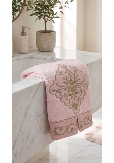 Saraylı Altın Taç Fırfırlı Pembe Banyo Havlu Seti Açık Pembe