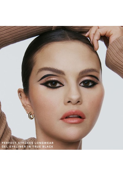 Rare Beauty Perfect Strokes Gel Eyeliner - Jel Eyeliner True Black Diğer