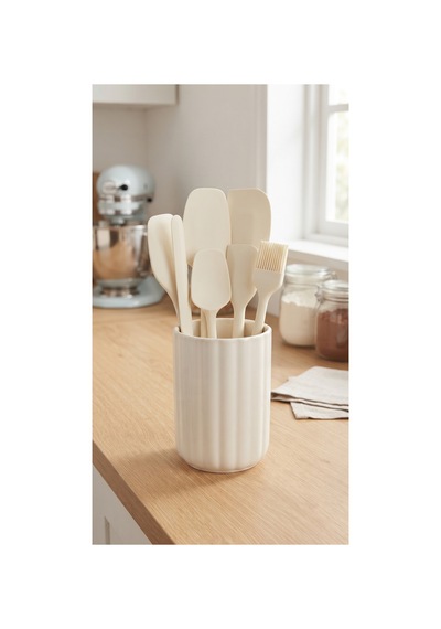 6'lı Beyaz Silikon Spatula Seti Isıya Dayanıklı Silikon Mutfak Gereçleri Hamur Kazıyıcı, Pasta Spatulası Ve Silikon Fırça Yapışmaz Tencere Tava Uyumlu Beyaz Beyaz 6'lı Beyaz Silikon Spatula Seti Isıya Dayanıklı Silikon Mutfak Gereçleri Hamur Kazıyıcı, Pasta Spatulası Ve Silikon Fırça Yapışmaz Tencere Tava Uyumlu Beyaz Beyaz